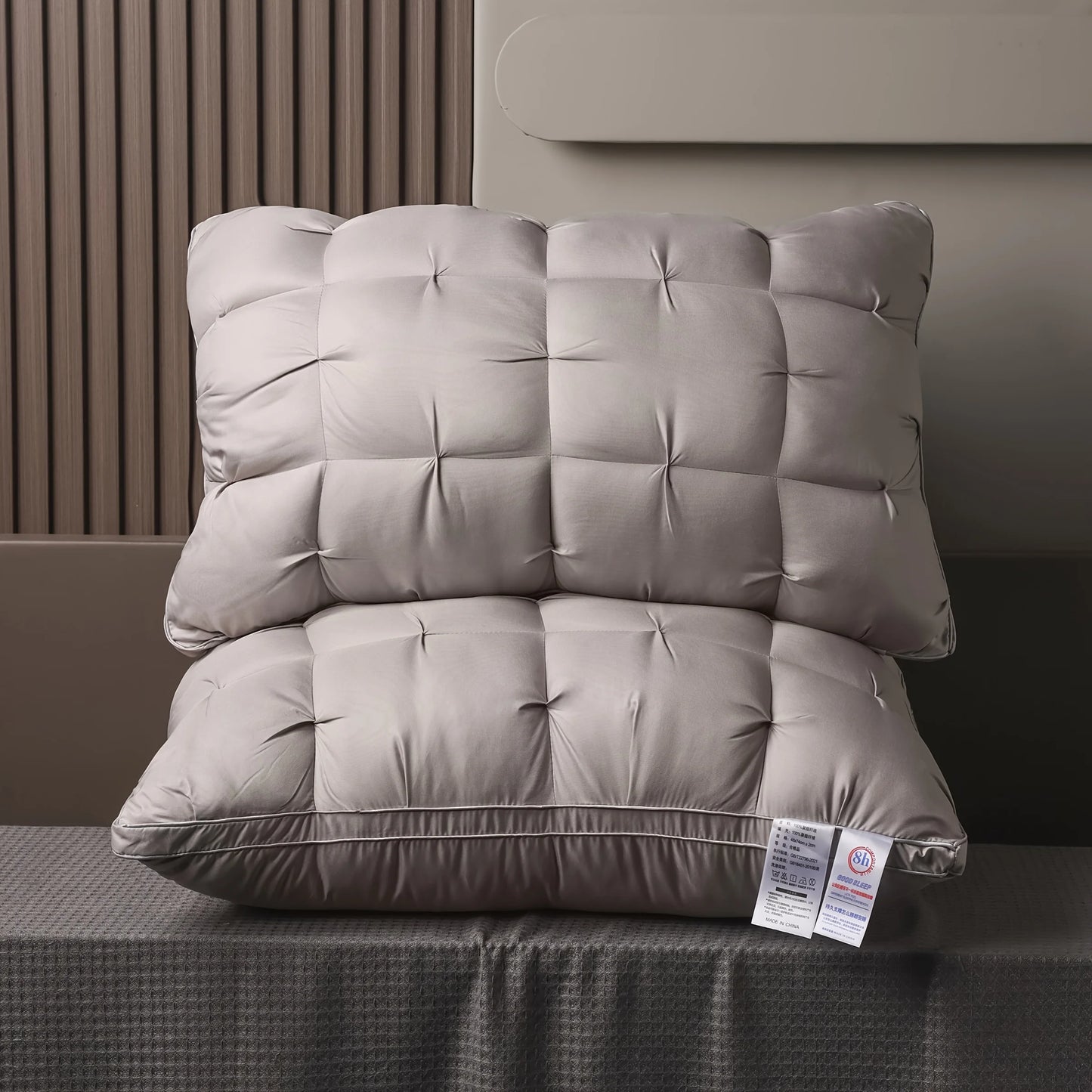 Luxurious Hotel Quality Pillow